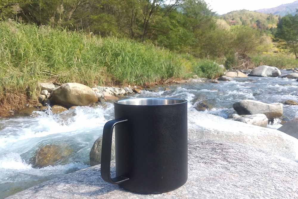 河原でコーヒー